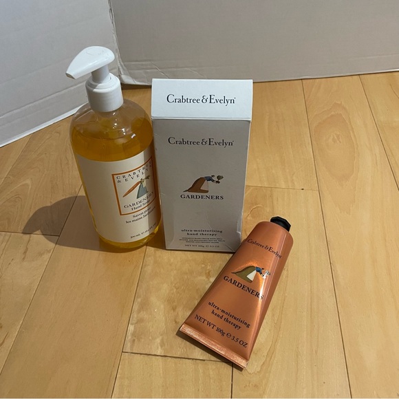Crabtree & Evelyn Other - New Crabtree and Evelyn hand care bundle